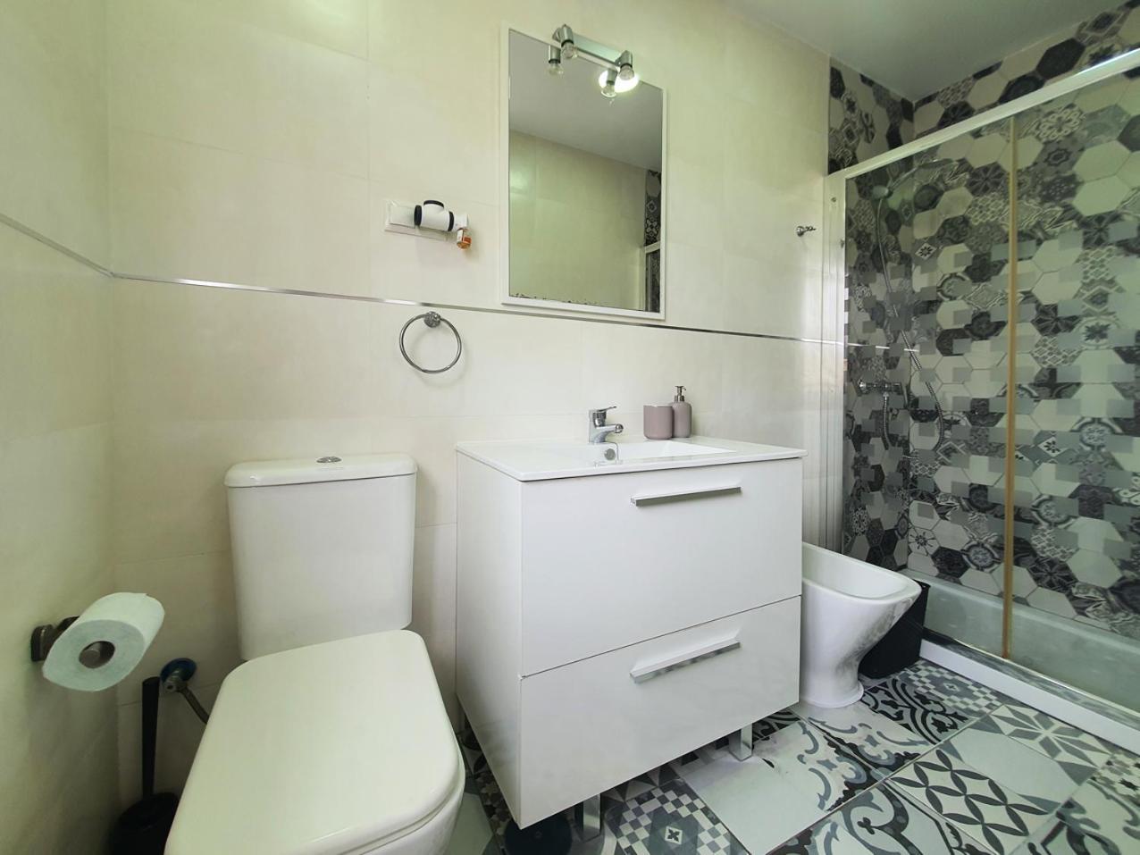Atico En Puerto Marina Apartment เบนัลมาเดนา ภายนอก รูปภาพ