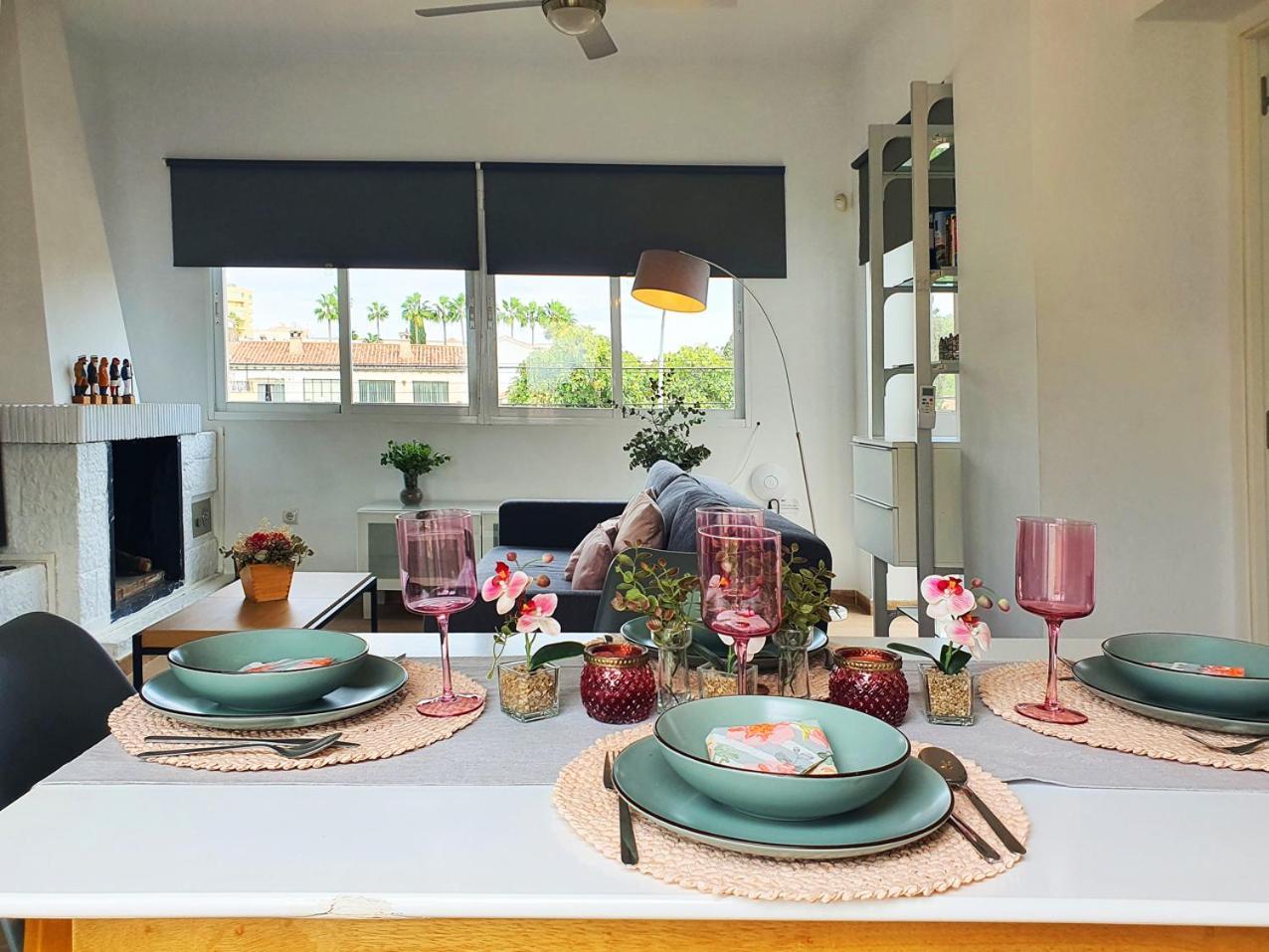 Atico En Puerto Marina Apartment เบนัลมาเดนา ภายนอก รูปภาพ